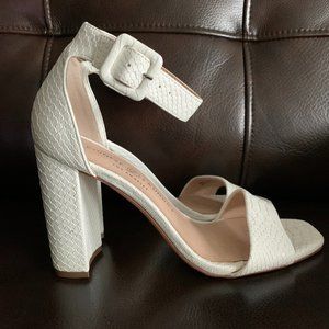 Chinese Laundry White Heels (Women's Size 7.5)